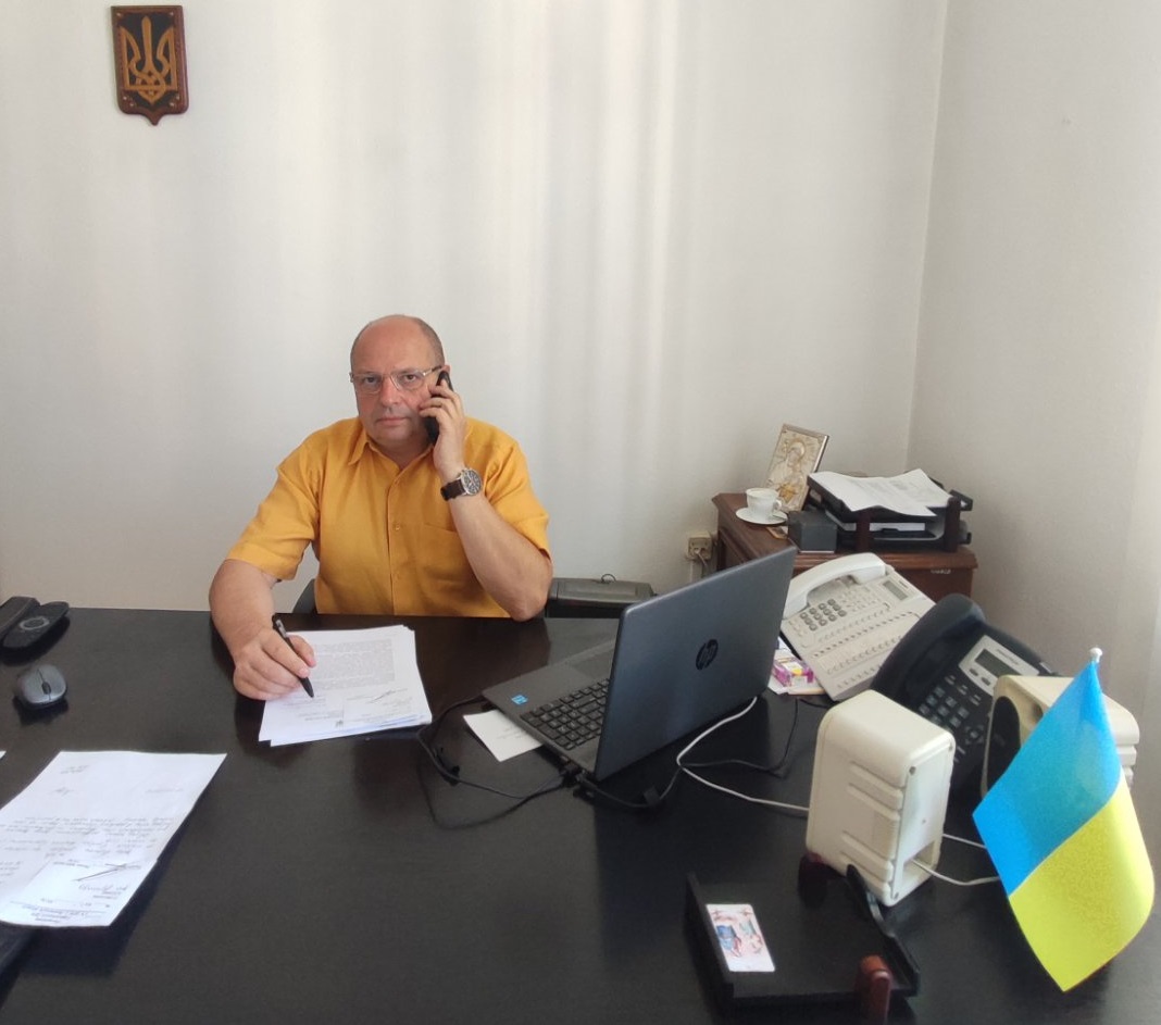Керівник Городоцької ДПІ провів «гарячу лінію»