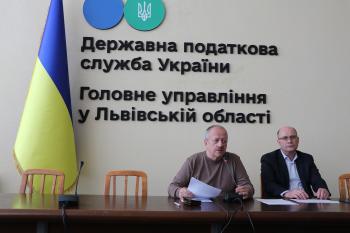 Офіс податкових консультантів, безбар’єрність, працевлаштування ветеранів : ключові акценти засідання правління Громадської ради 