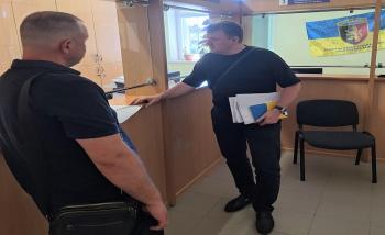 У Яворівській ДПІ допомагають громадянам оформити податкову знижку