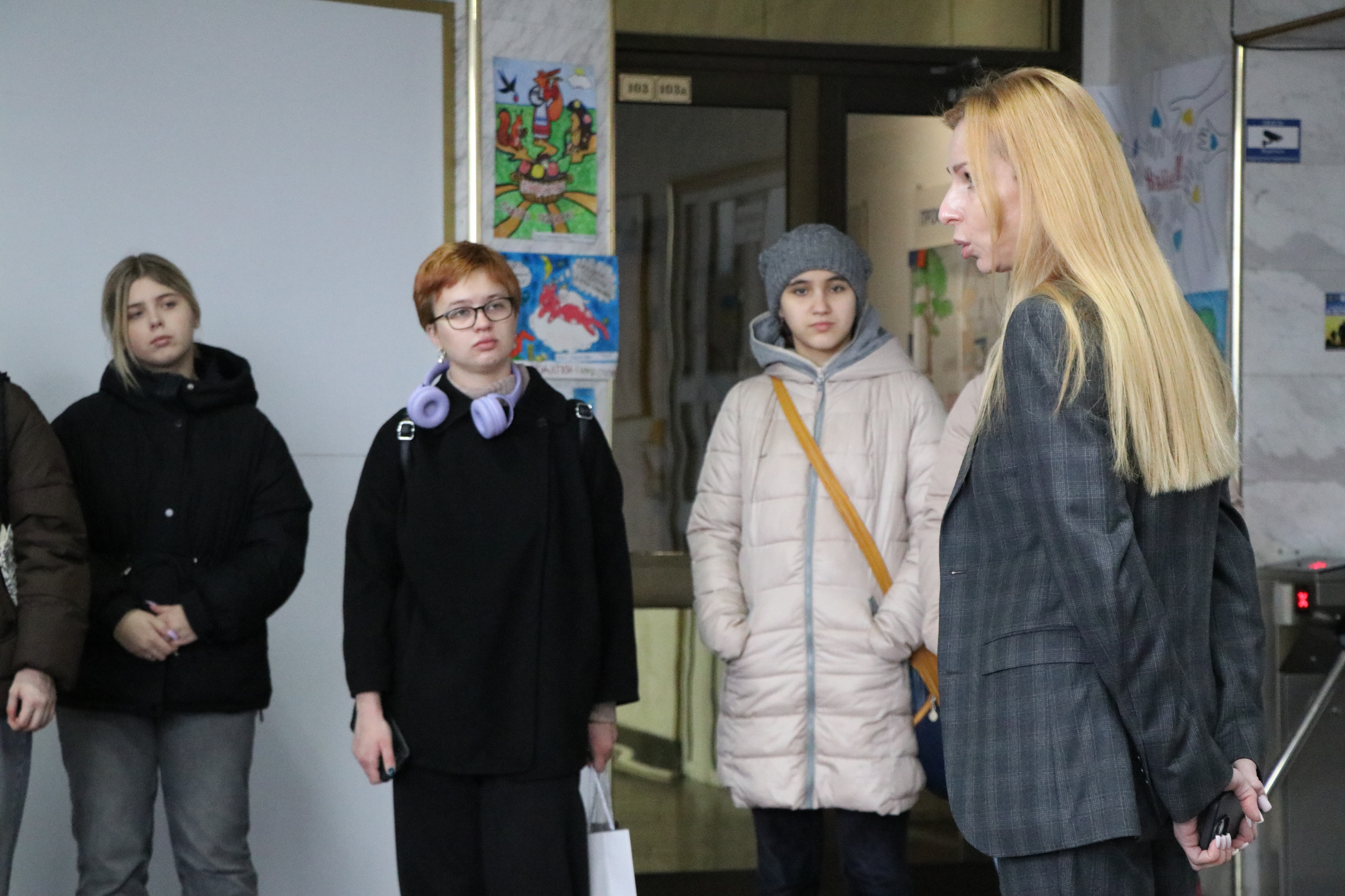 У Головному управлінні ДПС у Львівській області побували студенти Львівського торговельно-економічного університету. Фото № 5/4