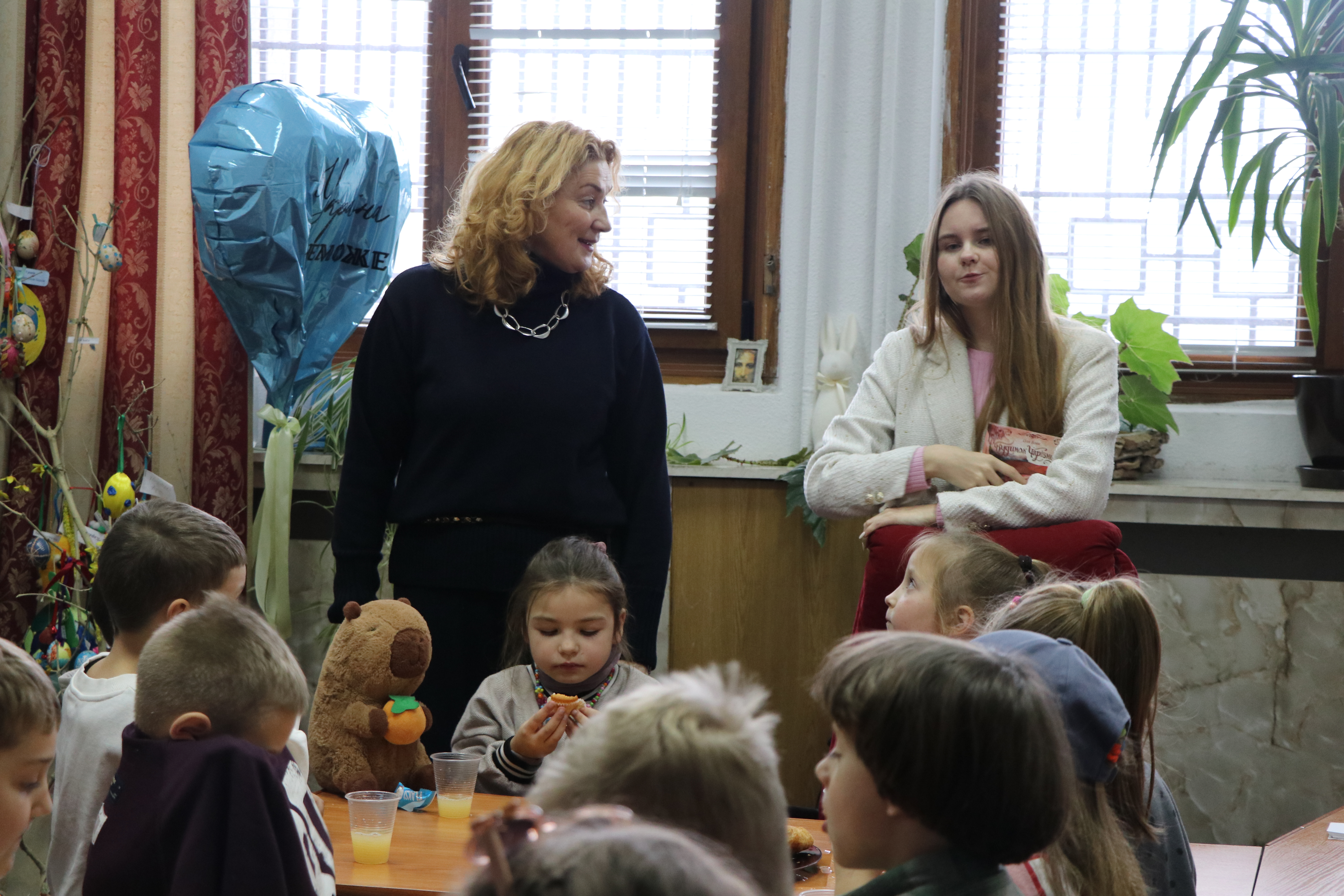 У Всесвітній день дитини у податковій Львівщини гостювали діти. Фото № 9/8