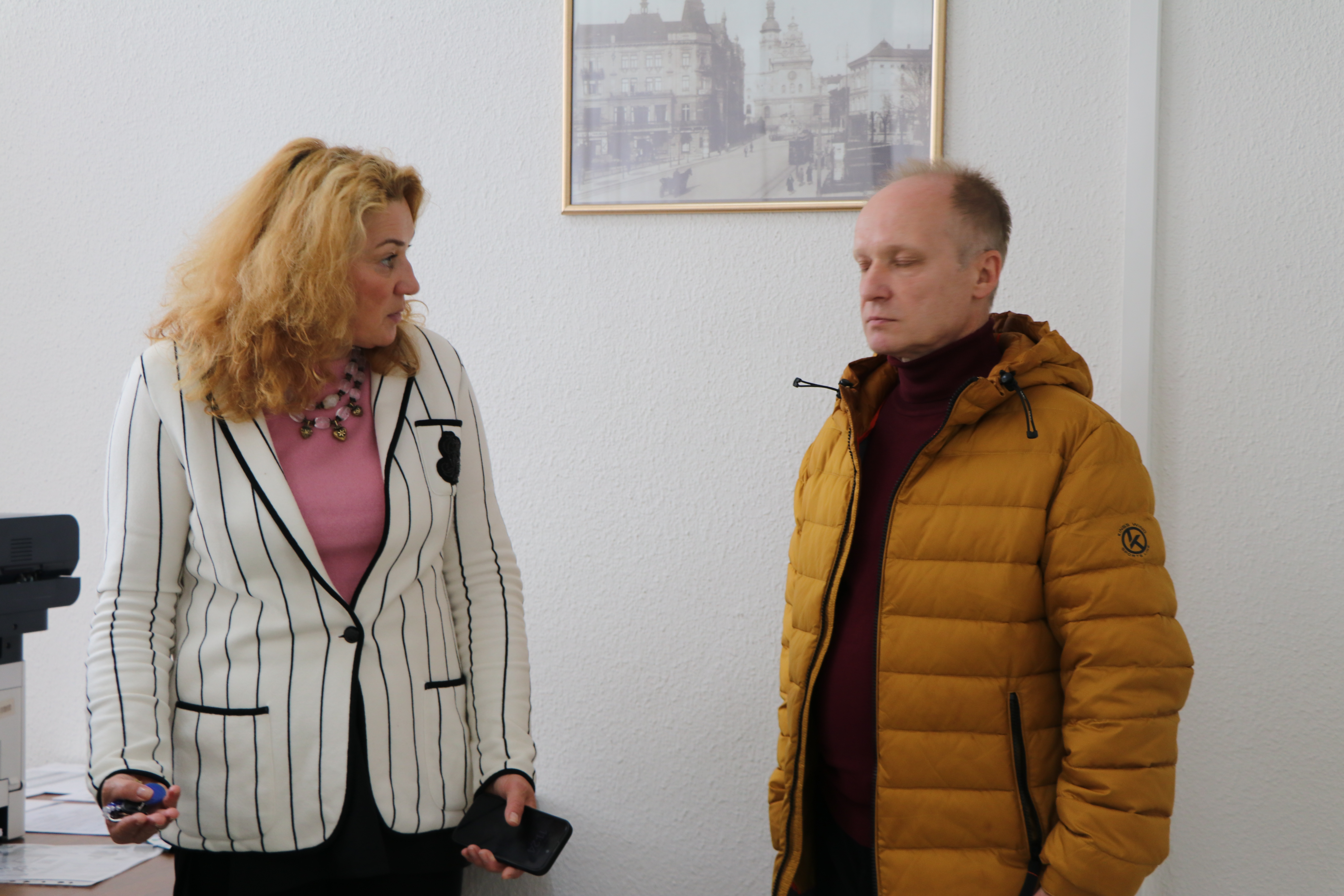 Офіс податкових консультантів  Львівщини: створено належні умови безбар’єрності надання адміністративних послуг . Фото № 7/6