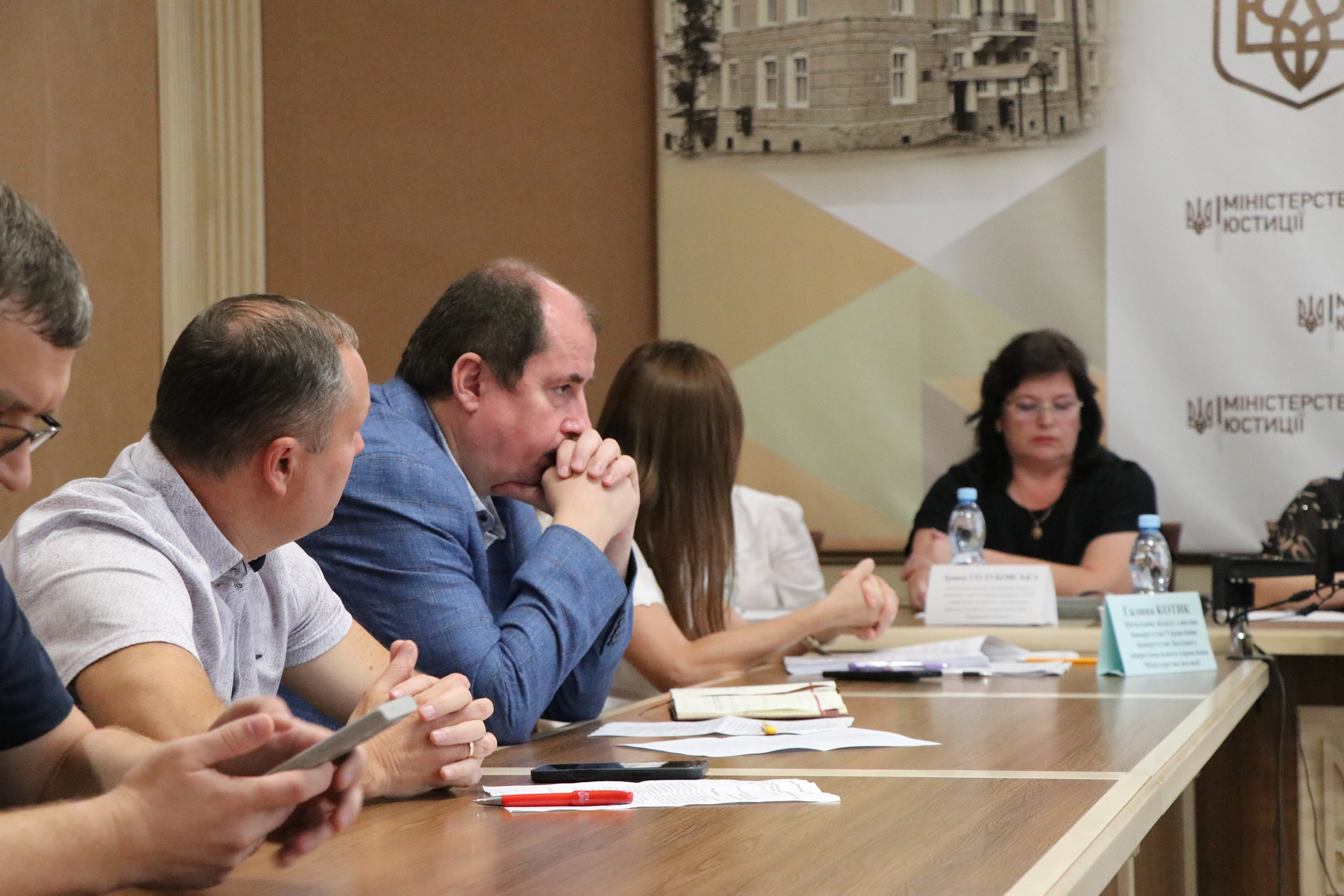 Спільна нарада органів виконавчої влади Львівщини: розглянуто шляхи зменшення податкового боргу та заборгованості із сплати єдиного внеску. Фото № 7/6