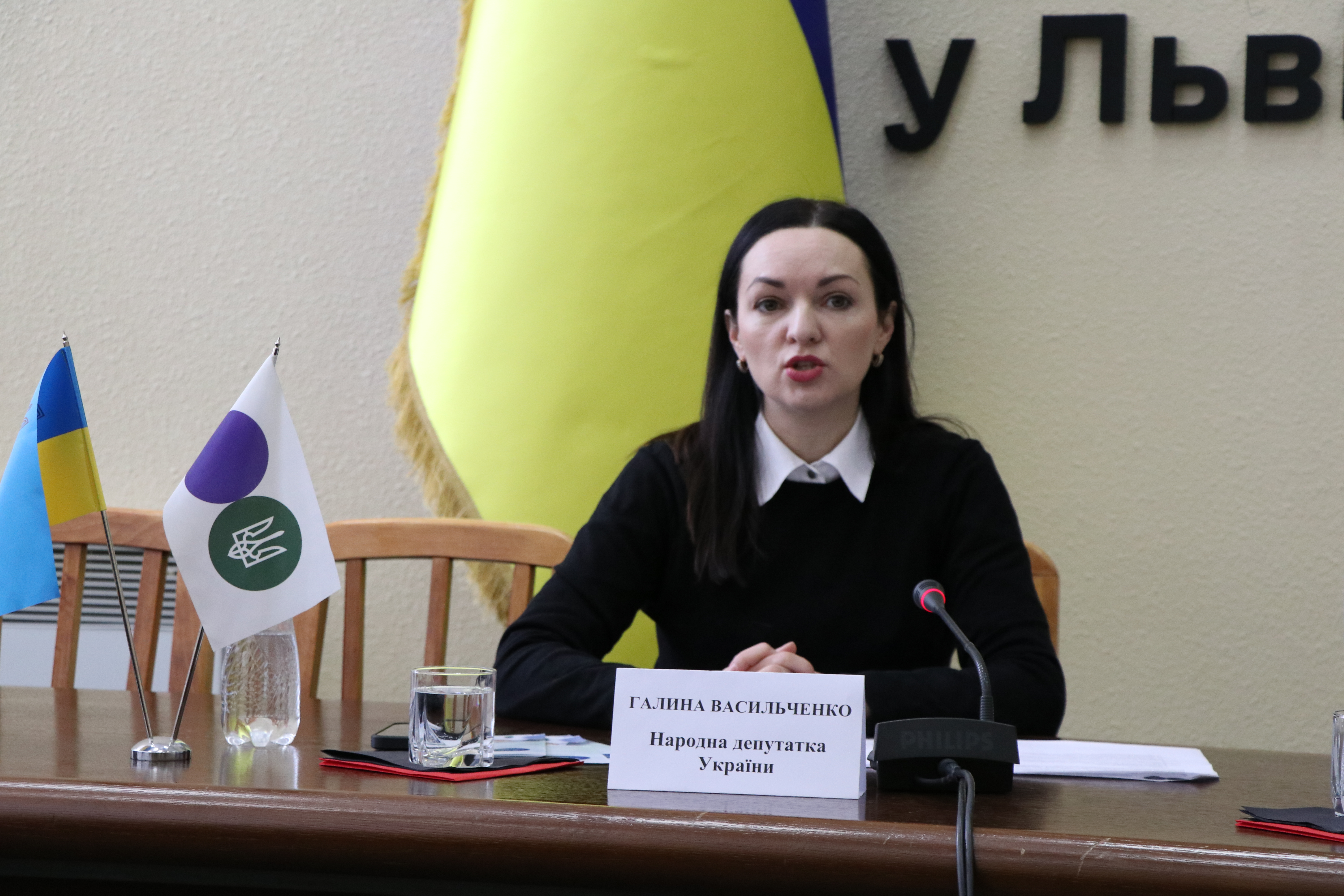 У Львові  відбулася зустріч громадськості з народним депутатом. Фото № 2/1