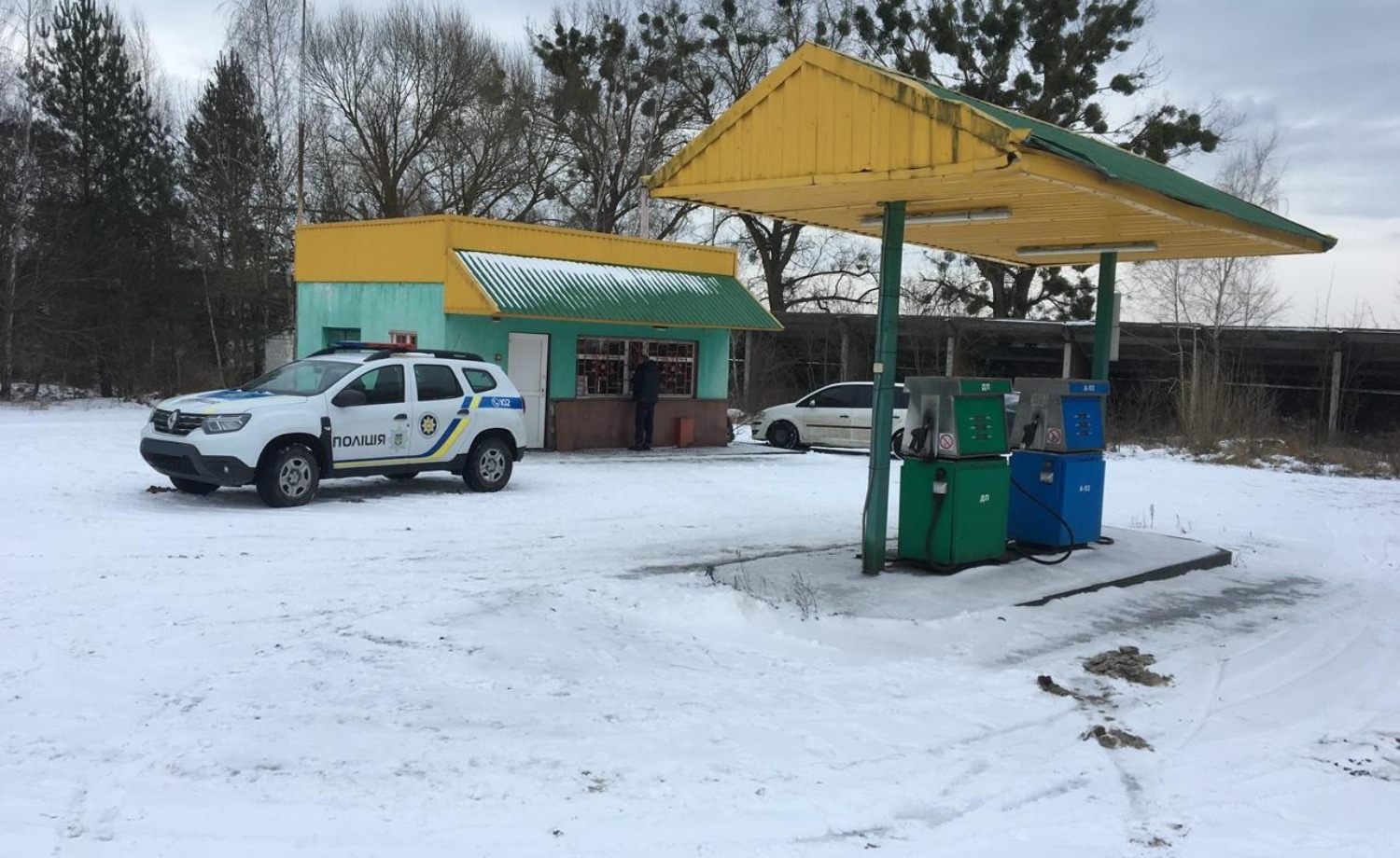 Без ліцензій і реєстрації: у січні ДПС викрила 37 точок незаконної торгівлі пальним. Фото № 8/7