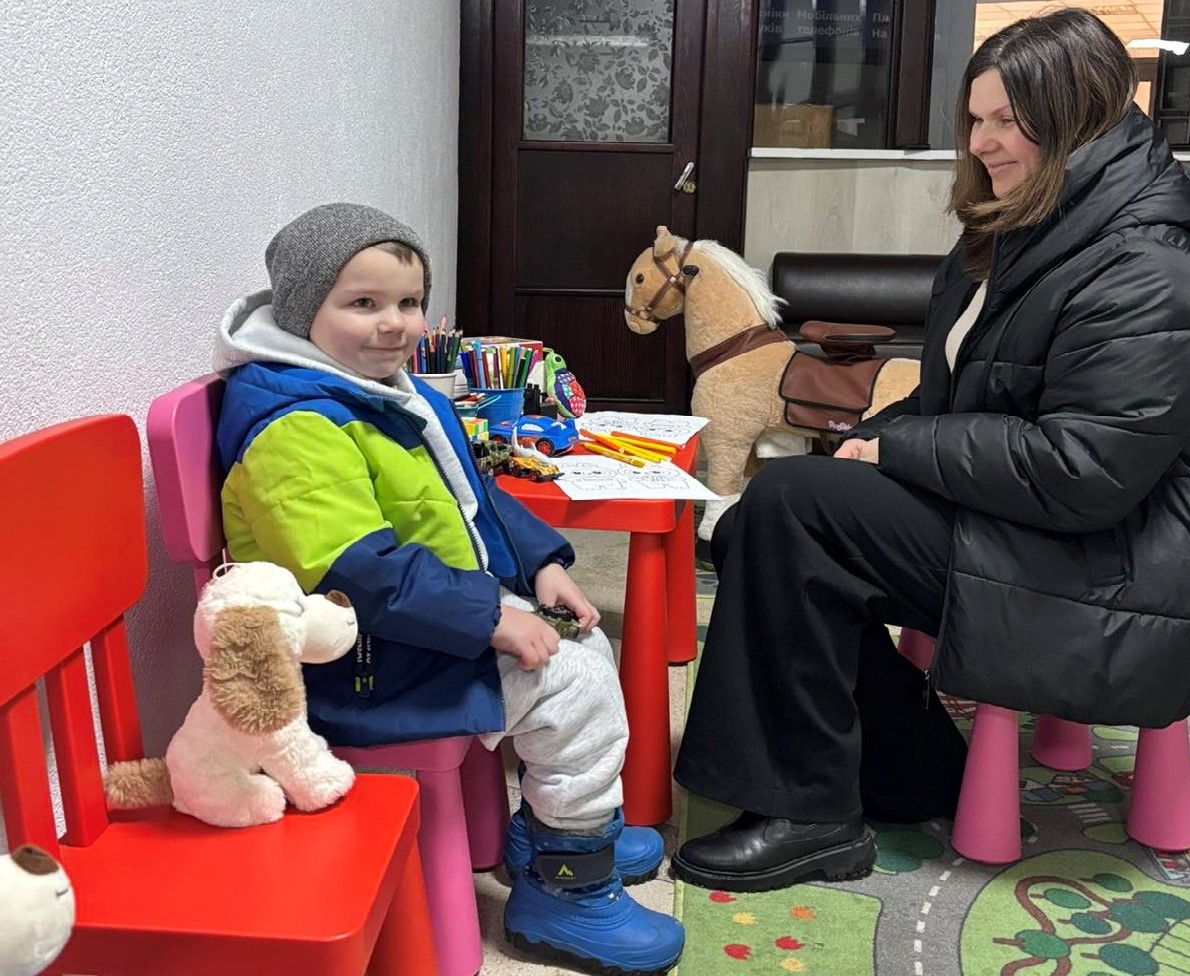 Безбар’єрна податкова: в усіх 19-ти Центрах обслуговування податкової Львівщини функціонують дитячі кімнати та куточки. Фото № 4/3