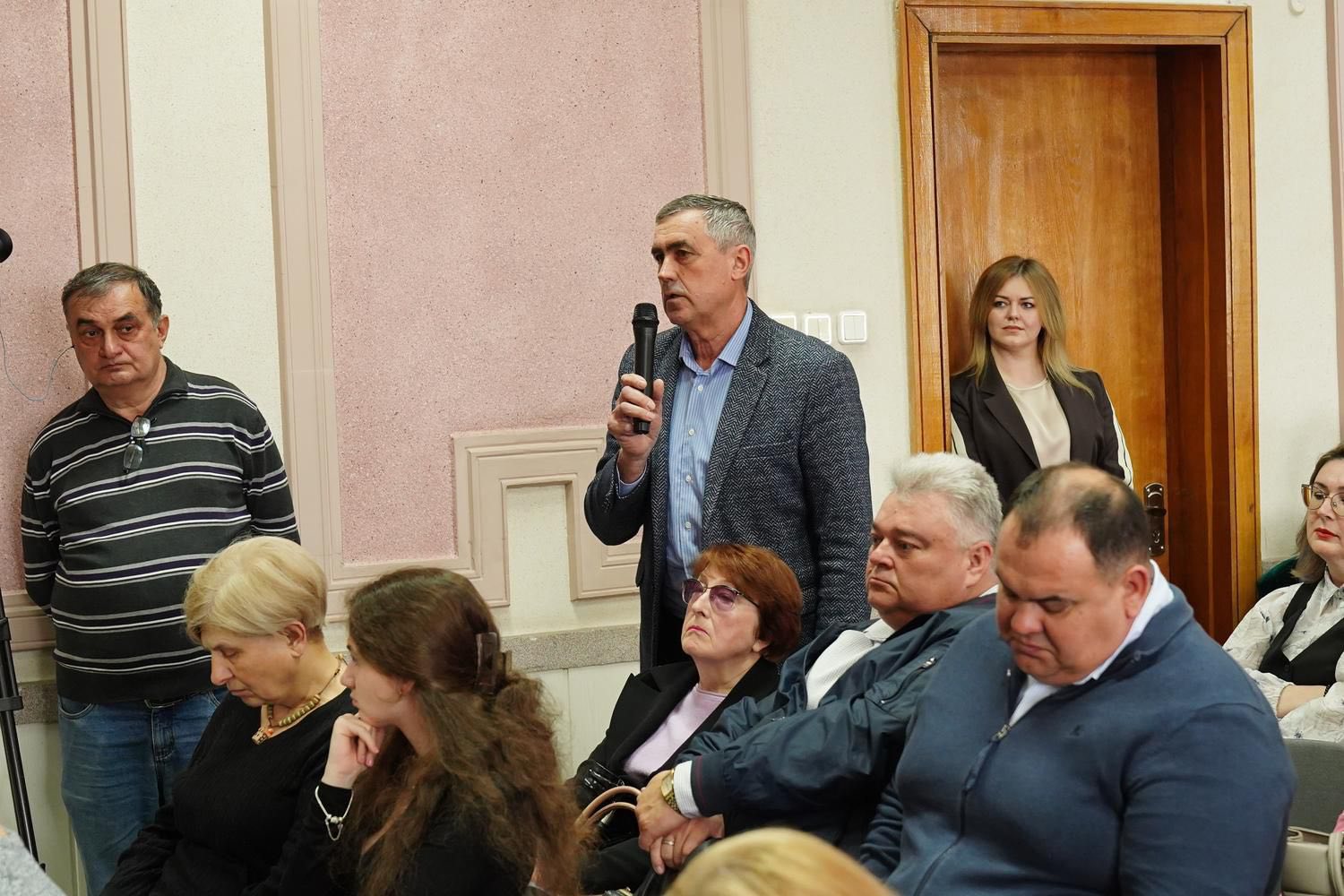 Команда ДПС та бізнес Черкащини обговорили дроблення бізнесу, ПДВ та ризикові операції. Фото № 4/3