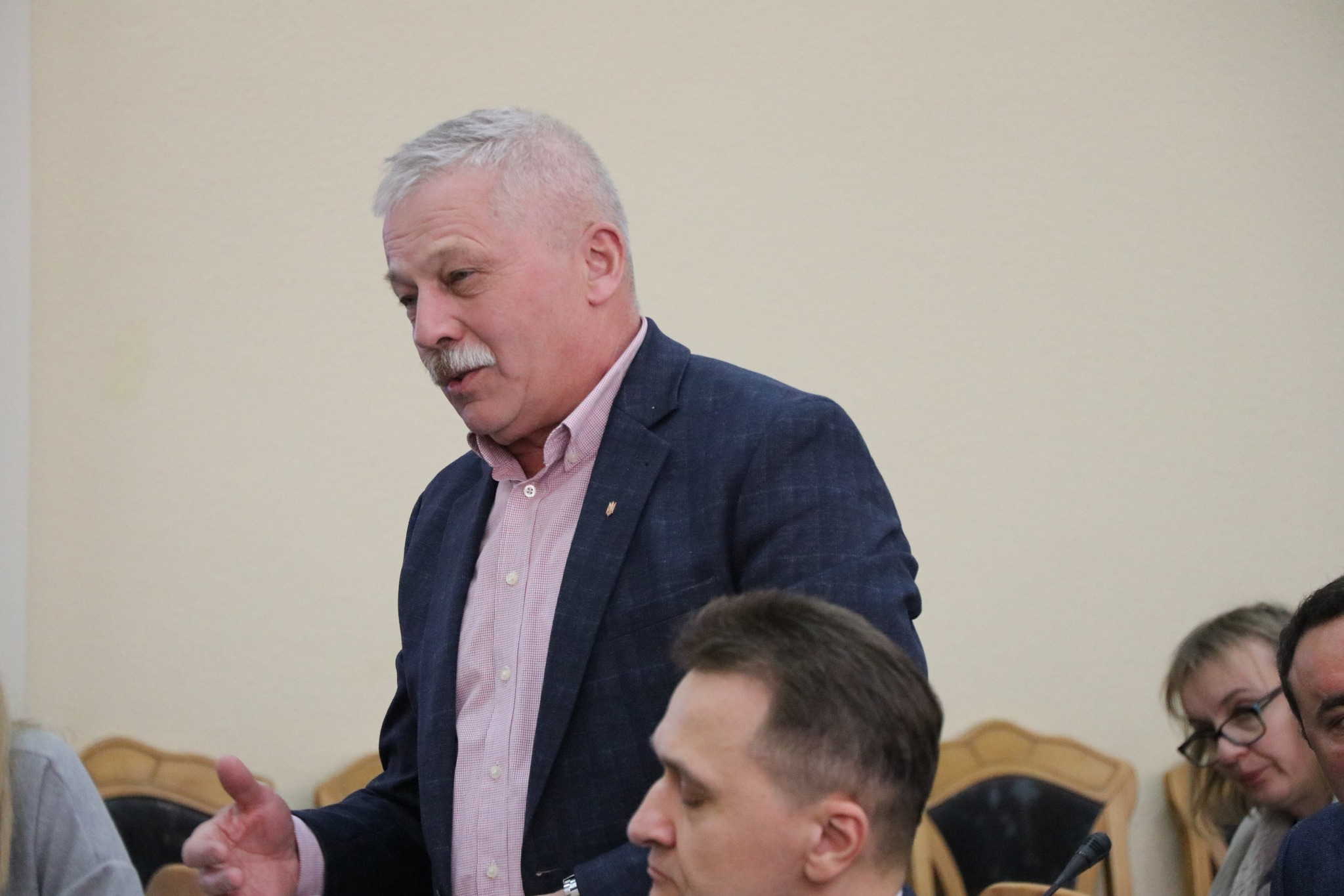 На засіданні Громадської ради начальник ГУ ДПС у Львівській області Микола Никитюк озвучив Публічний звіт про результати діяльності служби у 2025 році. Фото № 3/2