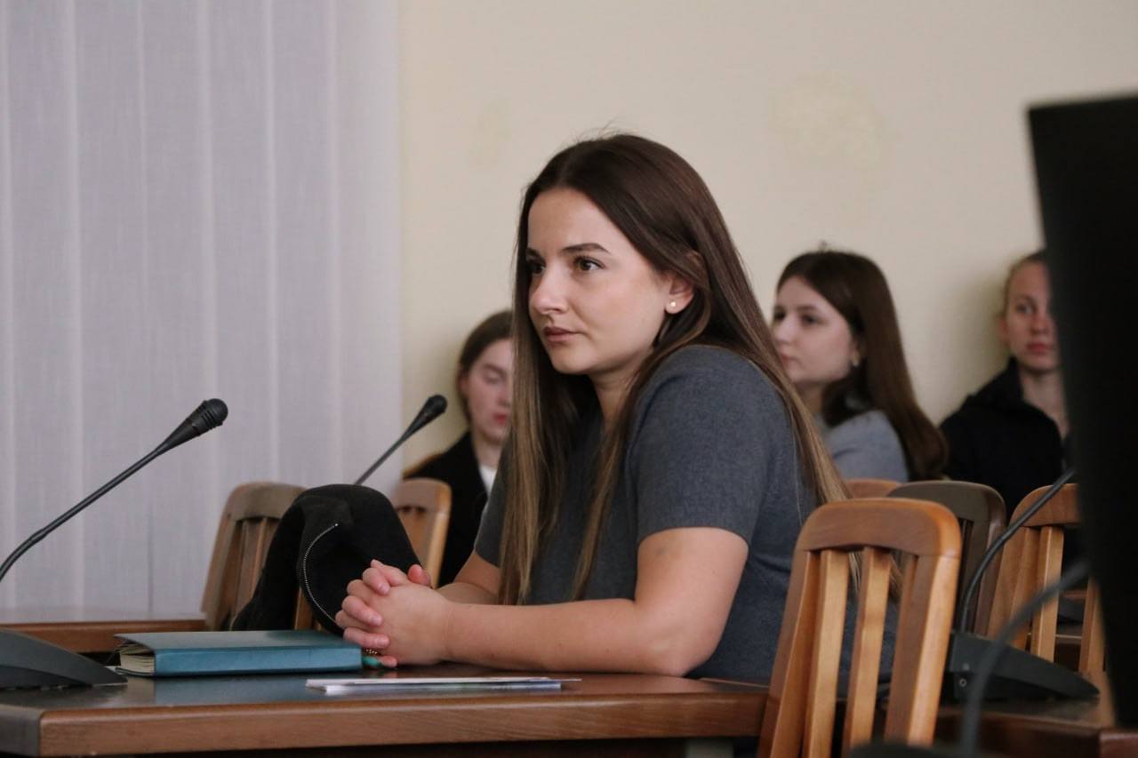 Податкову Львівщини відвідали майбутні правознавці. Фото № 3/2