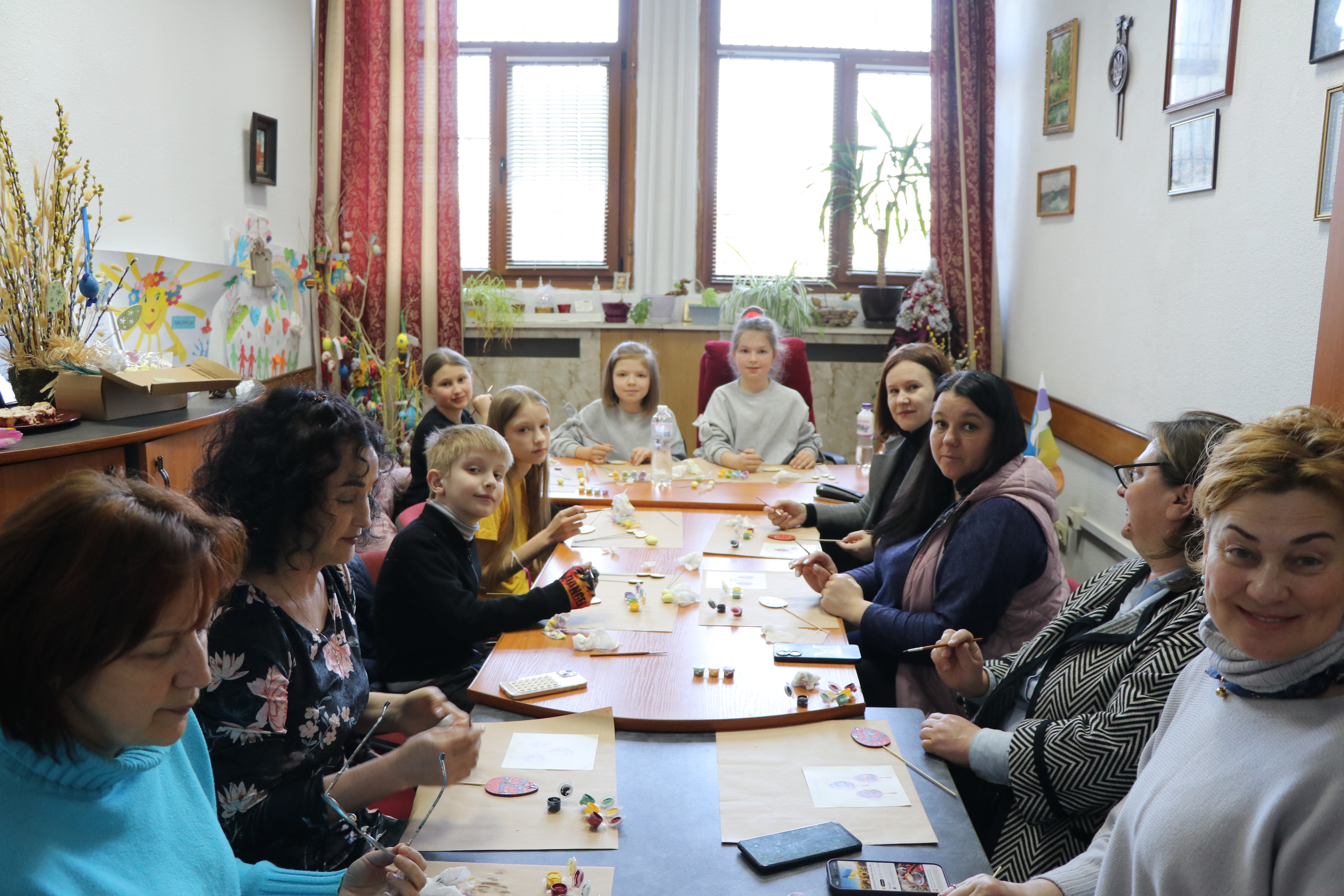 Поринути у дух великодніх традицій та власноруч створити унікальну писанку. Фото № 5/4