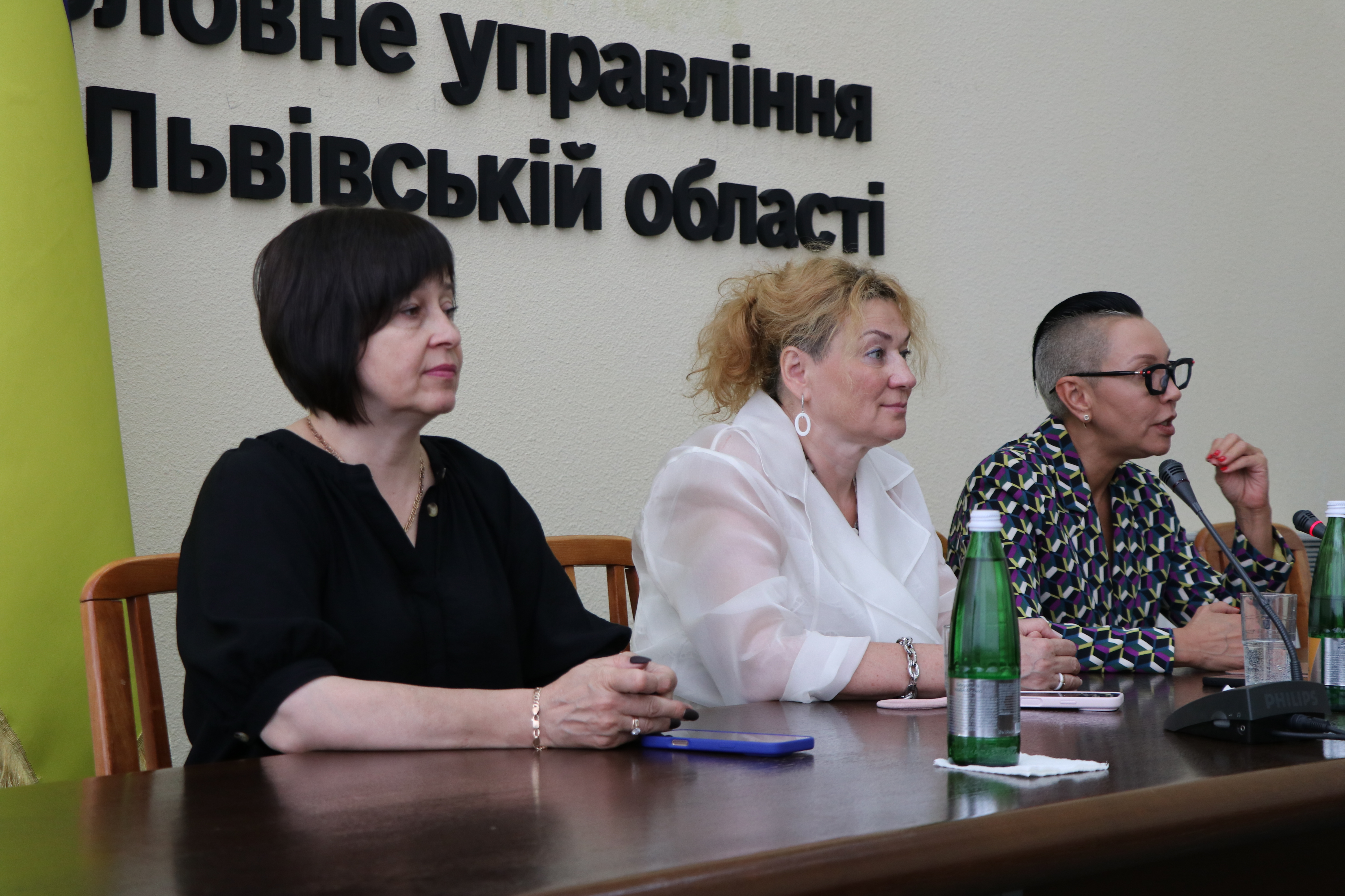 Податківці навчалися, як ефективно вирішувати конфліктні ситуації. Фото № 1/0