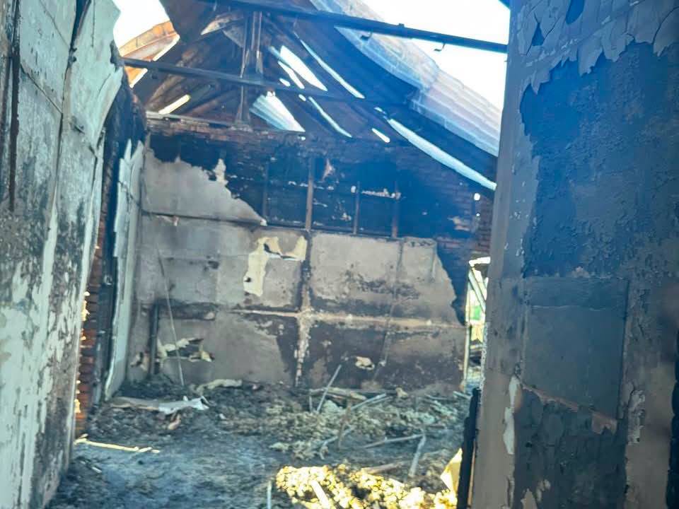 Через ворожу атаку пошкоджено будівлю Головного управління ДПС у Херсонській області. Фото № 3/2