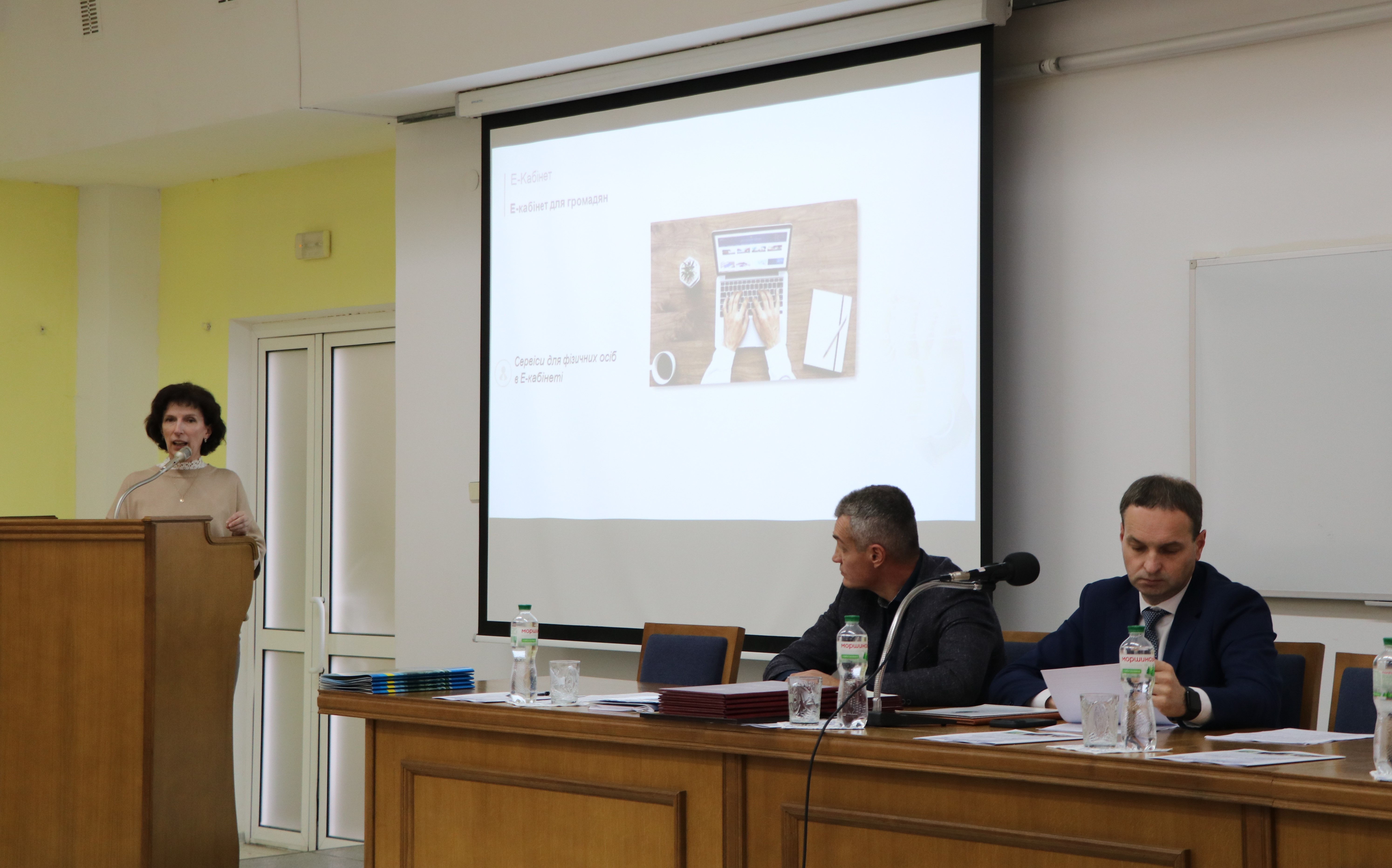 Податкова обізнаність та цифрові сервіси: зустріч у ЛНМУ імені Данила Галицького. Фото № 5/4